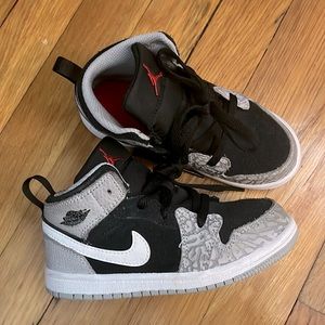 Jordan 1 toddler